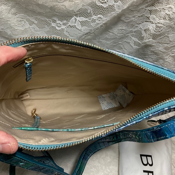 $FIRM$ NWT 3 Pc BRAHMIN BLUE TOPAZ XBODY, VERONICA & ARCTIC BLUE MAGNOLIA - Picture 6 of 8